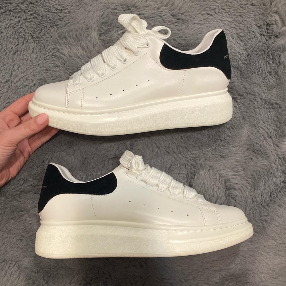 Knock off Alexander McQueen white sneakers